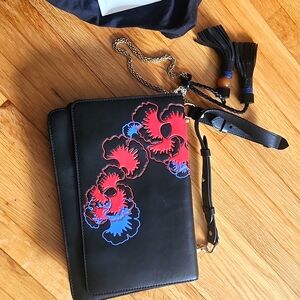 Shanghai Tang Purse - leather